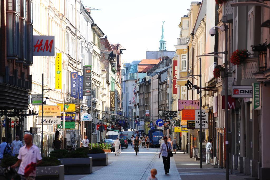 Hotel Wloski Italia Boutique Old Town Poznan Exterior foto